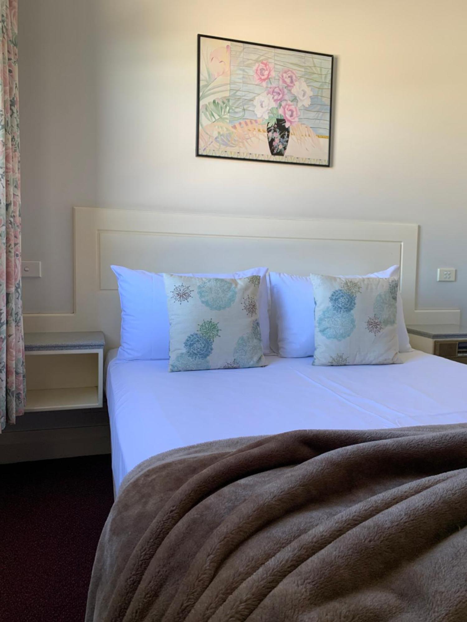 Moruya Monarch Hotel Ngoại thất bức ảnh
